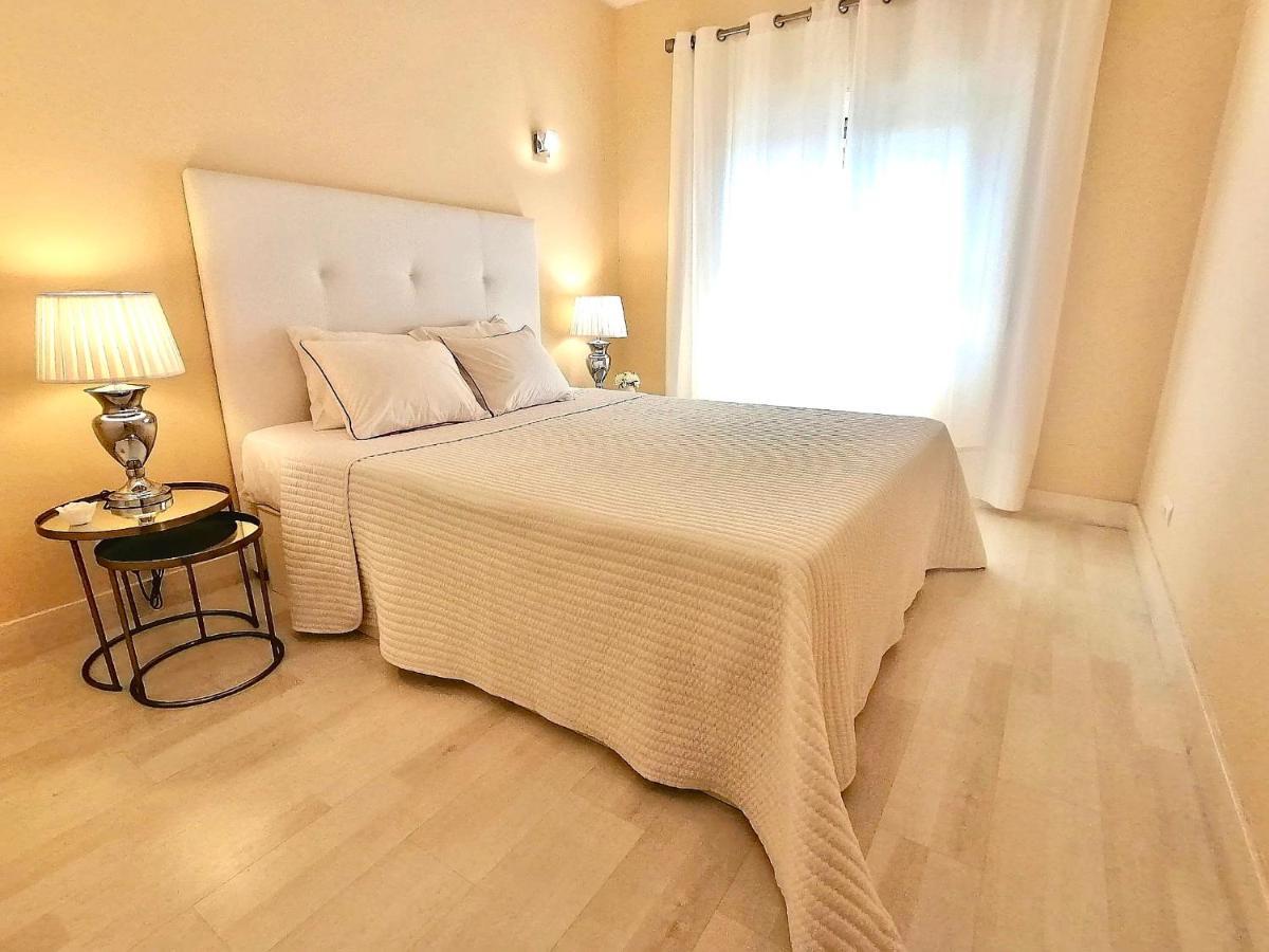 Beachfront Seaview Litoralmar Apt, Fast Wifi, Airco, Pool, Private Parking Portimão Exteriér fotografie