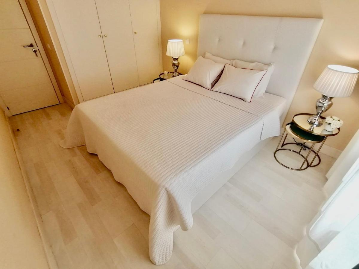 Beachfront Seaview Litoralmar Apt, Fast Wifi, Airco, Pool, Private Parking Portimão Exteriér fotografie