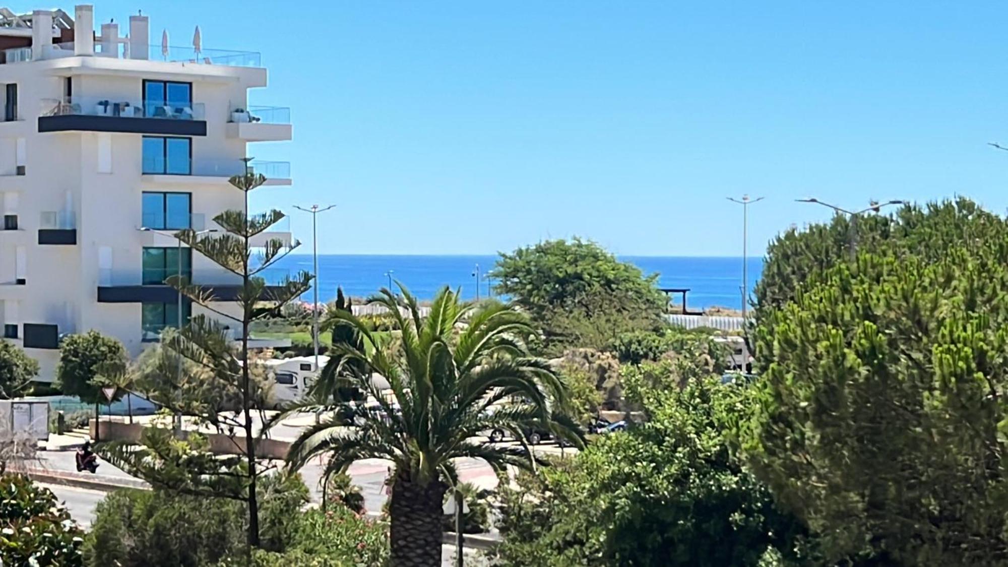 Beachfront Seaview Litoralmar Apt, Fast Wifi, Airco, Pool, Private Parking Portimão Exteriér fotografie